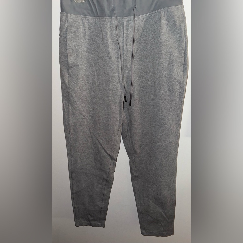 Lululemon men’s joggers